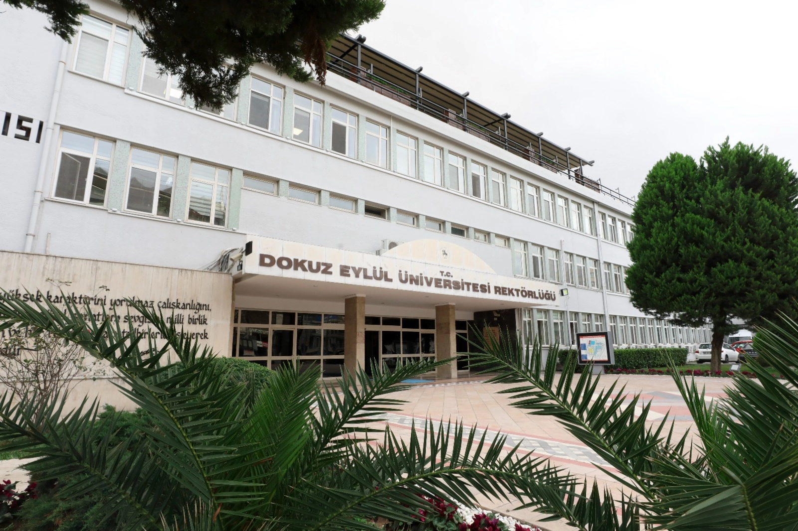 Dokuz Eyl&uuml;l d&uuml;nya sıralamasında 1206&rsquo;ncı sırada