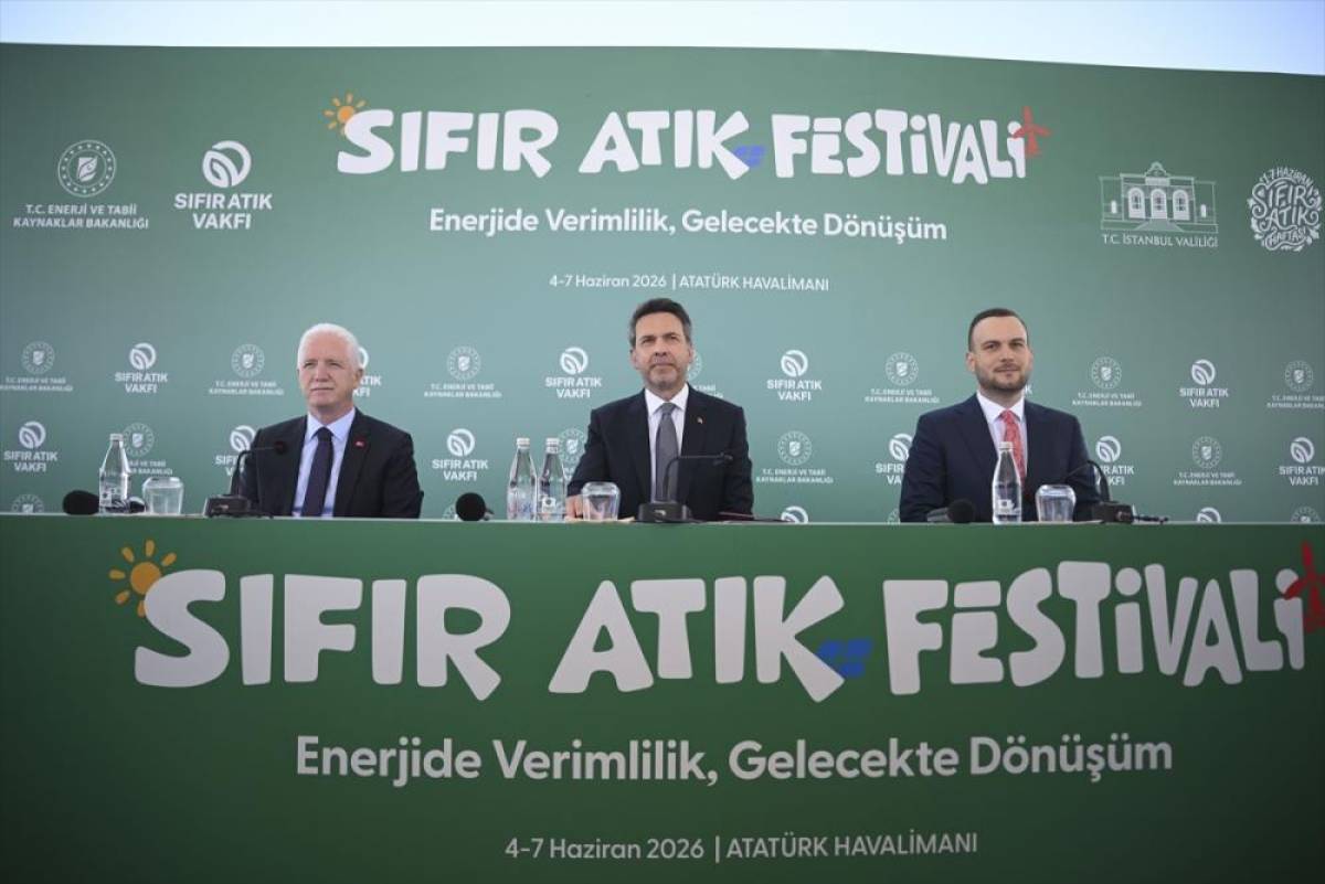 Bakan Bayraktar, Sıfır Atık Festivali'nde elektriğin yenilenebilir kaynaklardan sağlanacağını bildirdi: