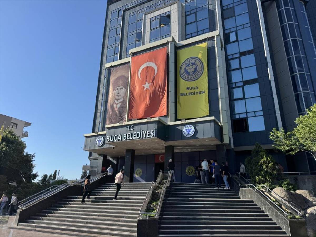 Buca Belediyesine y&ouml;nelik operasyonda 1 ş&uuml;pheli daha g&ouml;zaltına alındı