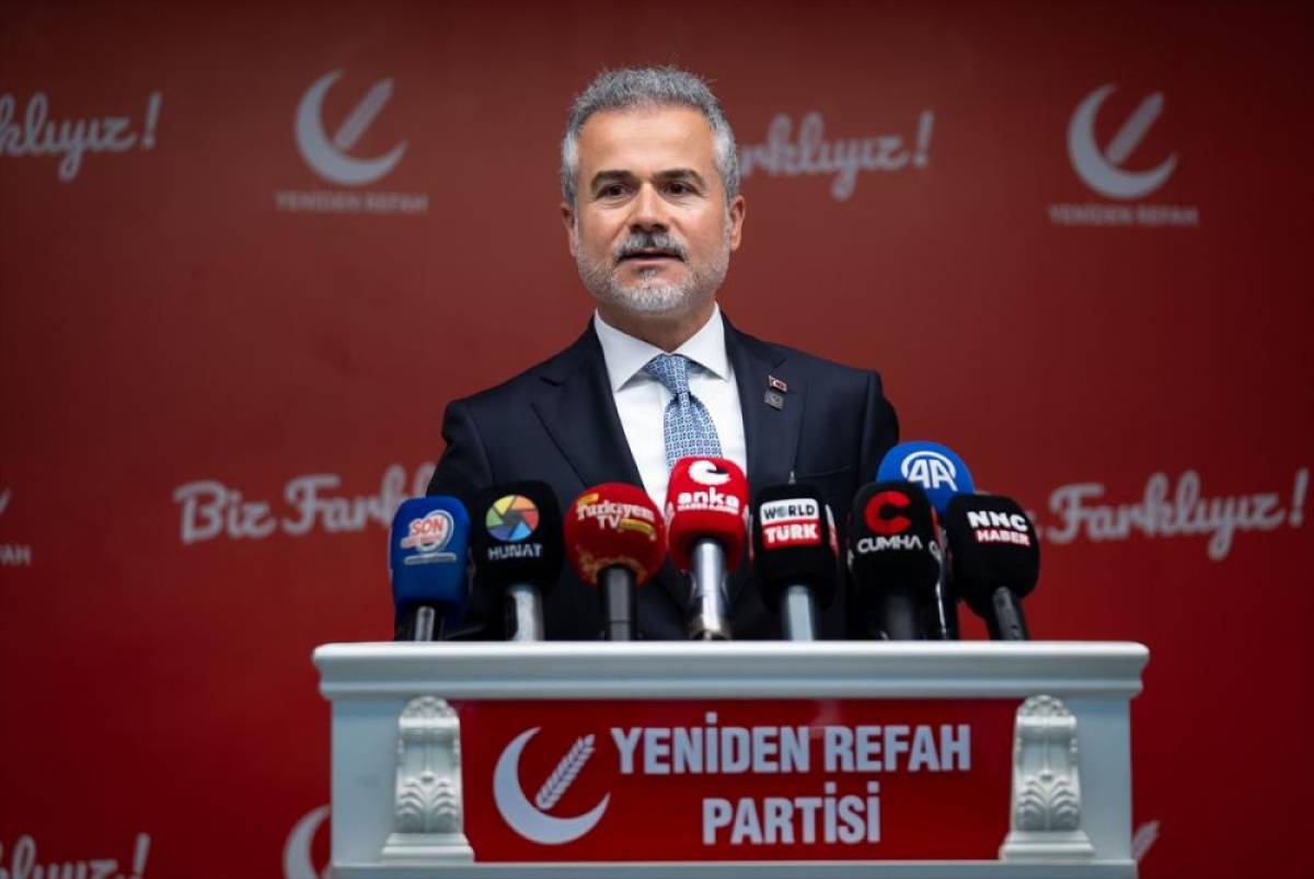Yeniden Refah Partisi Genel Başkan Yardımcısı Kılı&ccedil;, basın toplantısı d&uuml;zenledi