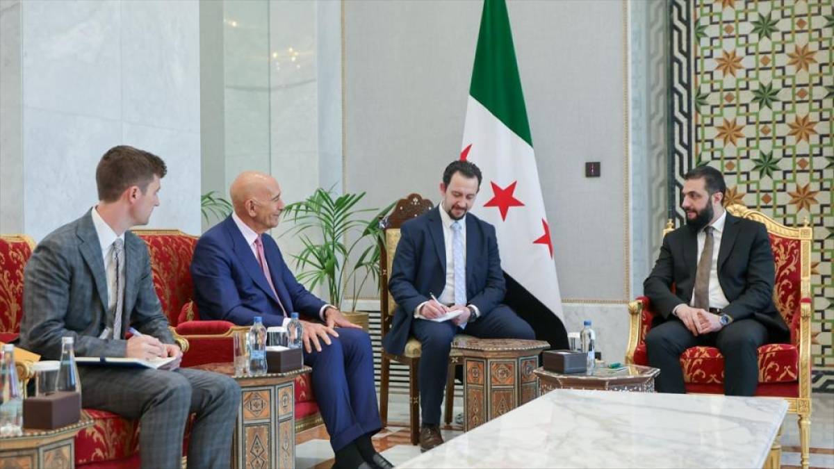 Suriye Cumhurbaşkanı Şara, ABD'nin Suriye &Ouml;zel Temsilcisi Barrack'ı kabul etti