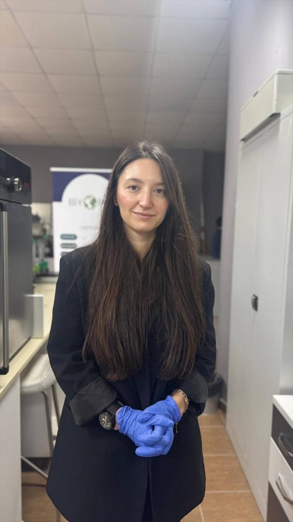 &Uuml;RETİMLE G&Uuml;&Ccedil;LENEN KADINLAR - Biyoteknoloji girişimcisinden T&uuml;rkiye'yi "kitosan" pazarında konumlandırma hedefi