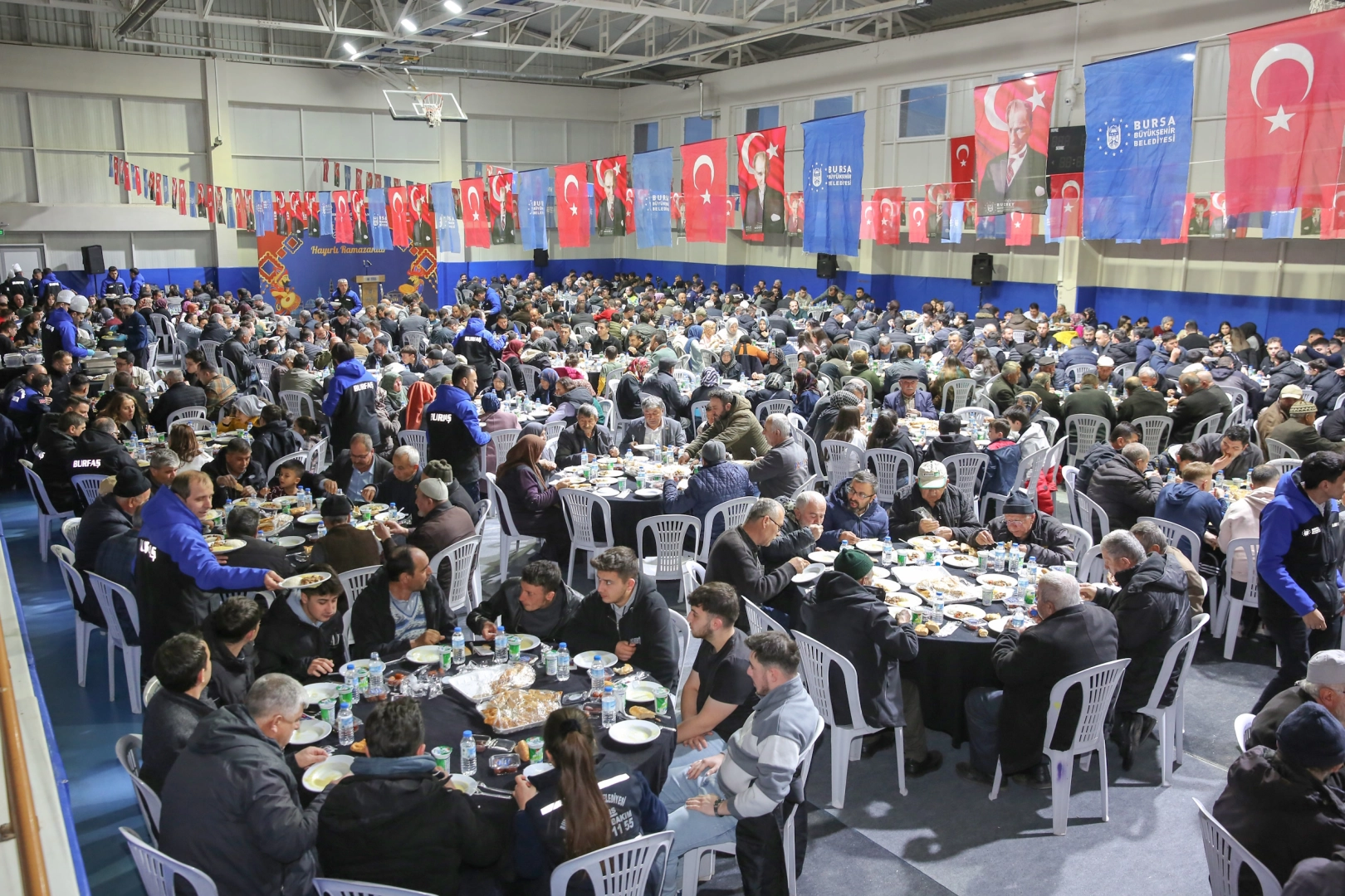 Bursa B&uuml;y&uuml;kşehir bereketi B&uuml;y&uuml;korhan&rsquo;da paylaştı