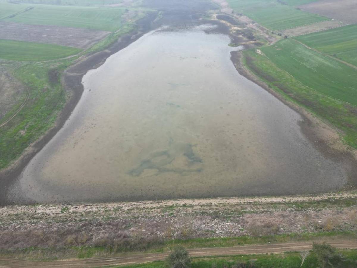 Tekirdağ'da kuruyan g&ouml;let yağışlarla yeniden doluyor