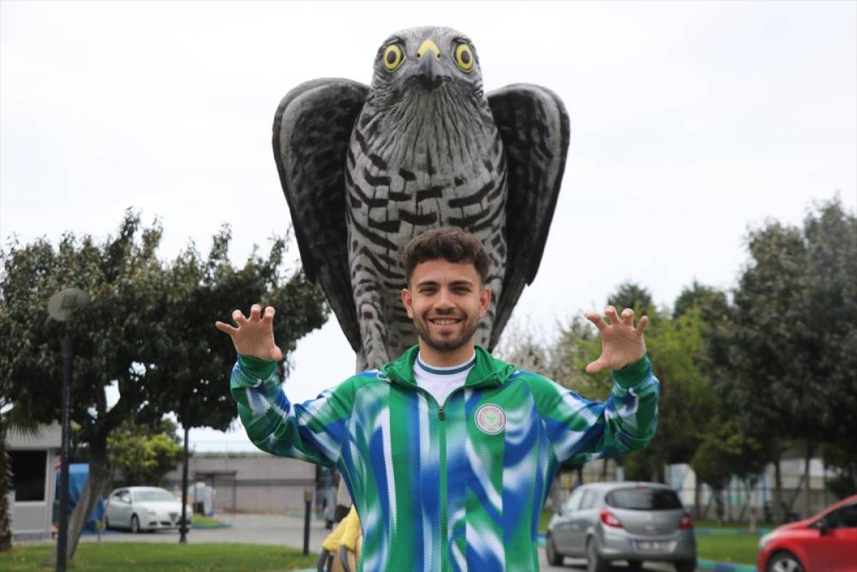 &Ccedil;aykur Rizesporlu futbolcu Mithat Pala'nın hedefi milli forma: