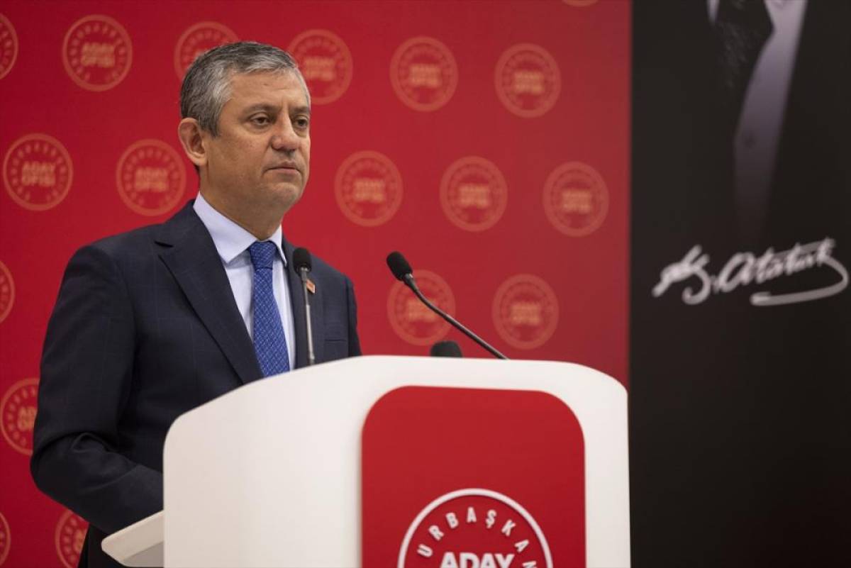 CHP Genel Başkanı &Ouml;zel, basın toplantısı d&uuml;zenledi: