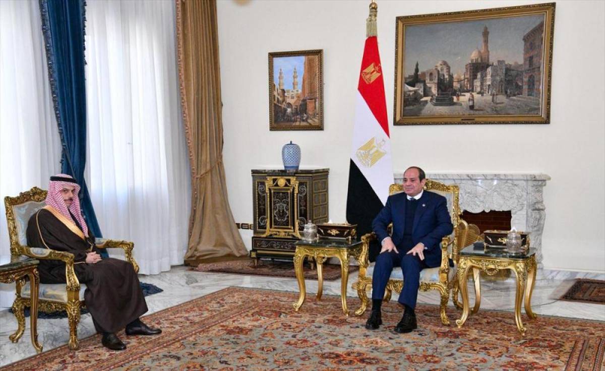 Mısır Cumhurbaşkanı ile Suudi Arabistan Dışişleri Bakanı b&ouml;lgesel ve uluslararası gelişmeleri g&ouml;r&uuml;şt&uuml;