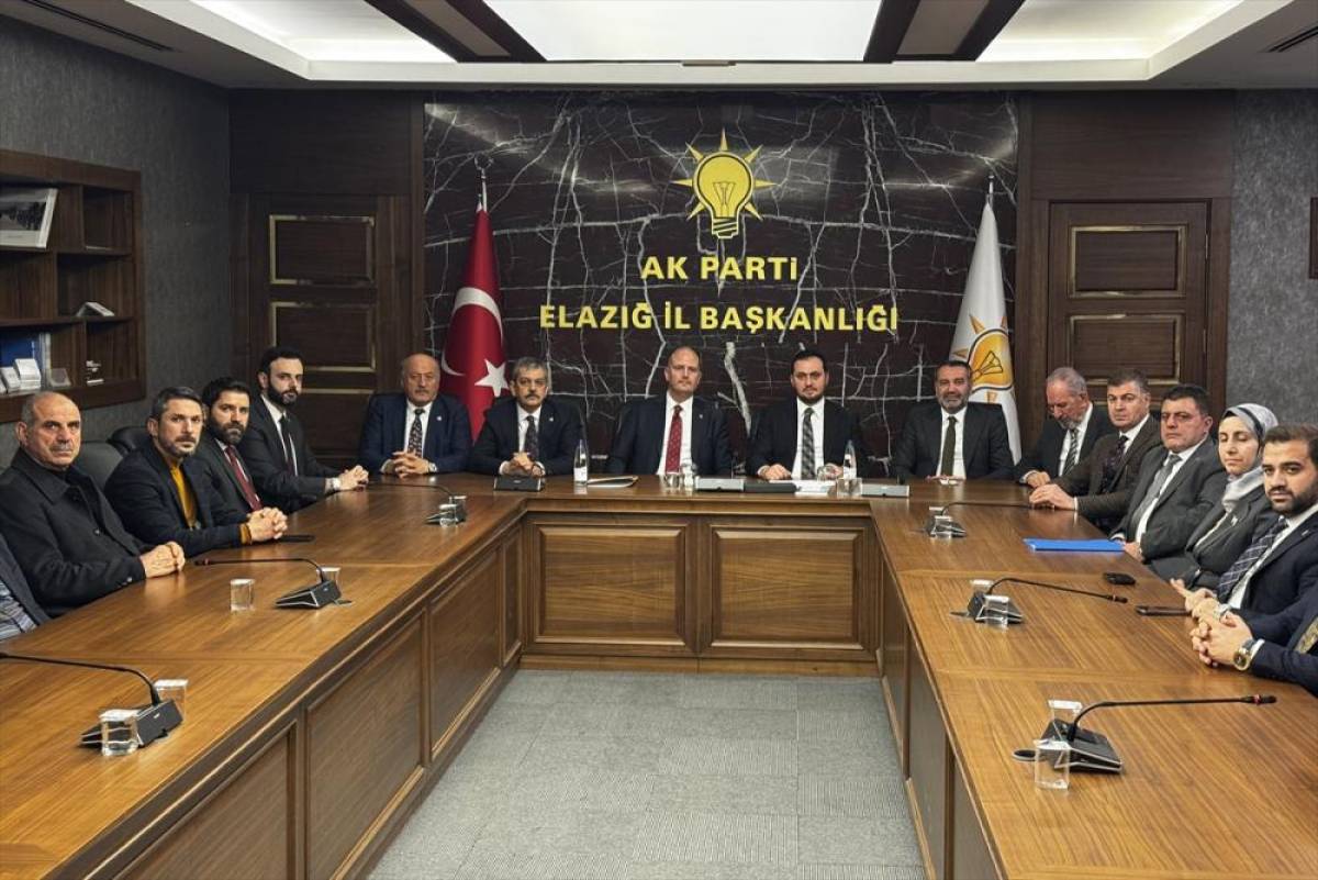 AK Parti Genel Başkan Yardımcısı &Ouml;mer İleri, Elazığ'da konuştu: