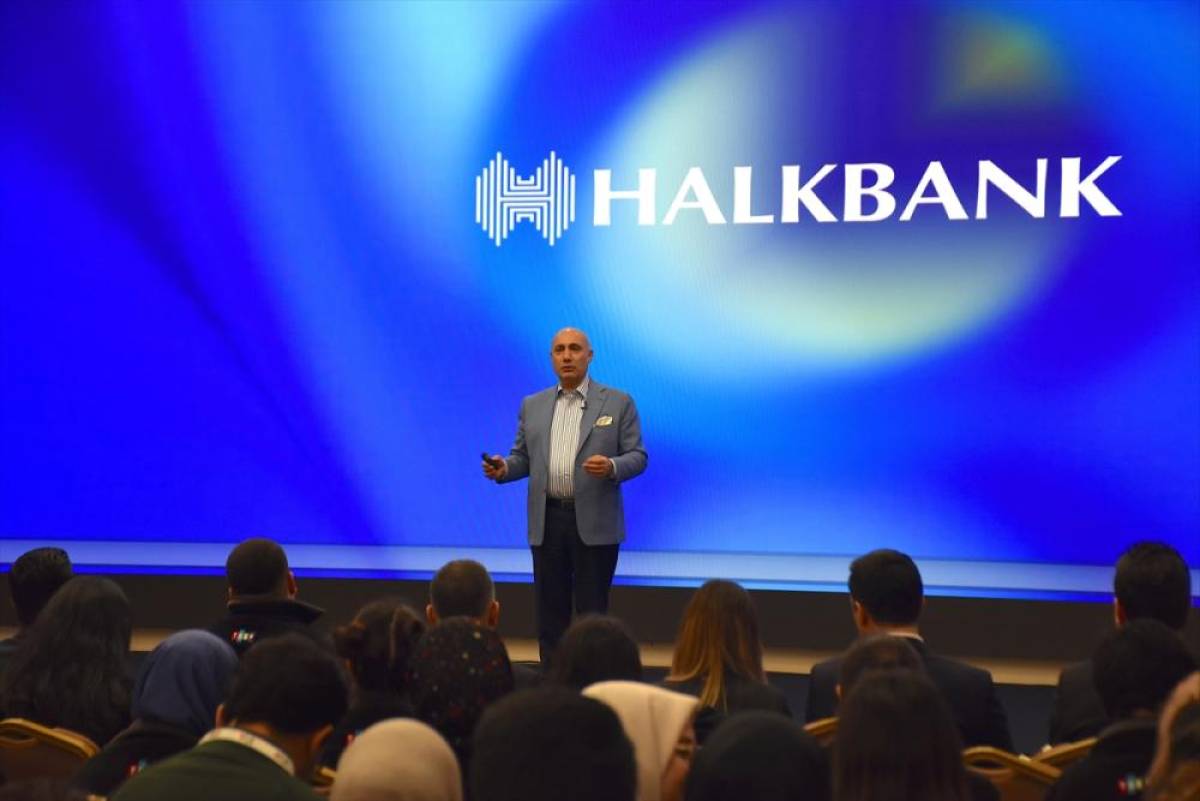 "TGSP Gen&ccedil;lik Liderliği Eğitim Programı" Antalya'da s&uuml;r&uuml;yor