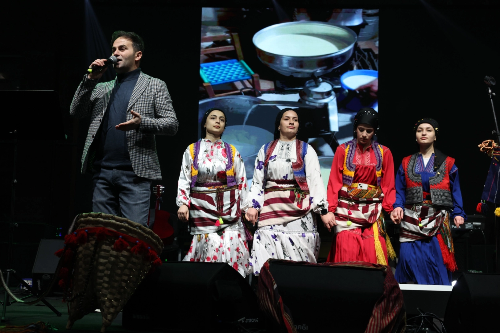 Bursa Nil&uuml;fer'de Ramazan Sokağı&rsquo;nı Karadeniz k&uuml;lt&uuml;r&uuml; sardı