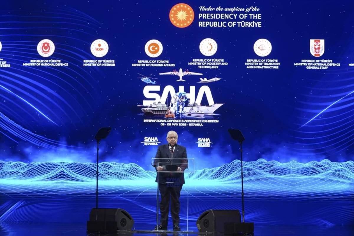 Milli Savunma Bakanı G&uuml;ler, SAHA EXPO 2026 fuarının a&ccedil;ılışında konuştu: