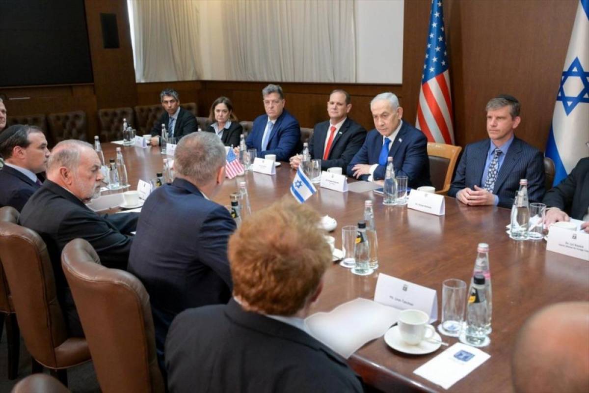 Netanyahu, Gazze Barış Kurulu Y&uuml;ksek Temsilcisi Mladenov'la g&ouml;r&uuml;şt&uuml;
