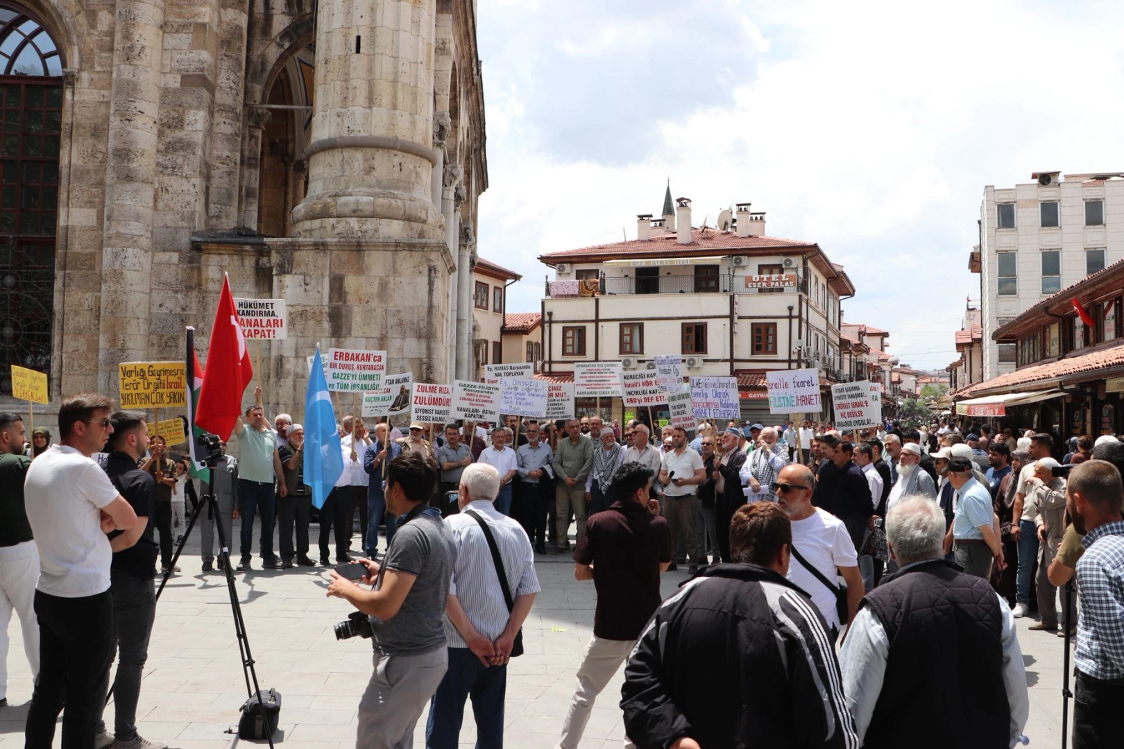 Konya&rsquo;da MİLKO&rsquo;dan Gazze i&ccedil;in &ccedil;ağrı
