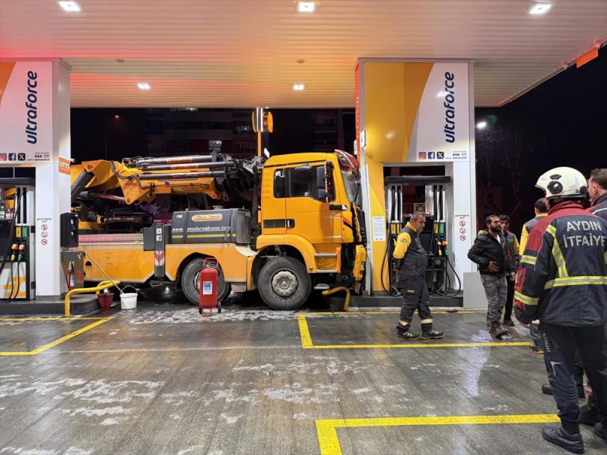 Aydın'da vincin akaryakıt pompasına &ccedil;arpması sonucu hasar oluştu