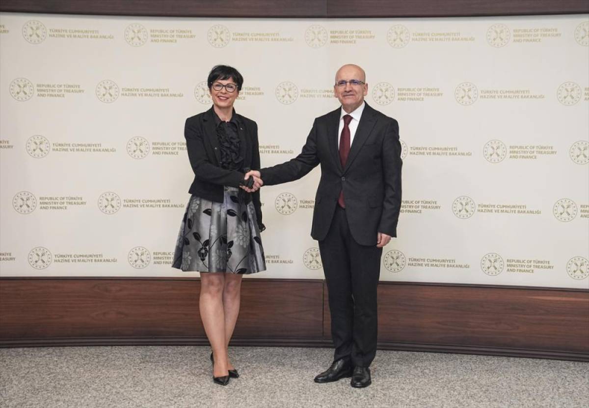 Bakan Şimşek, AB Komisyonunun Genişlemeden Sorumlu &Uuml;yesi Kos ile ortak basın toplantısında konuştu: