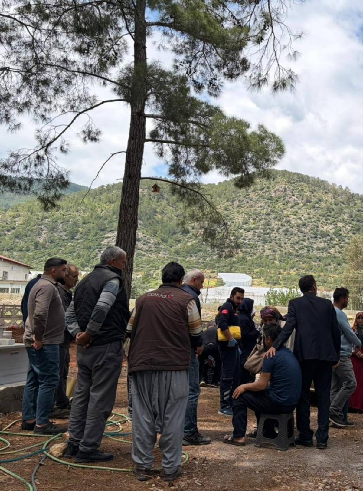 Mersin'de &ouml;len 2 kardeşin kaldığı odada "insan sağlığını etkileyebilecek gaz" tespiti