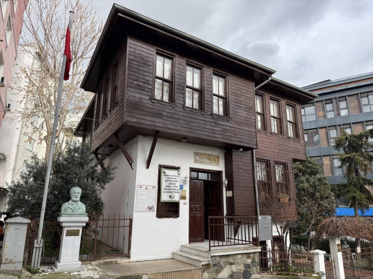 "Vatan şairi" Namık Kemal'in evini ge&ccedil;en yıl 10 bin kişi ziyaret etti