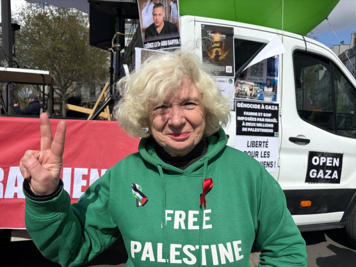 EuroPalestine Derneği Başkanı Zemor, Filistin'i savunduğu i&ccedil;in "skandal bir ceza" aldığını s&ouml;yledi: