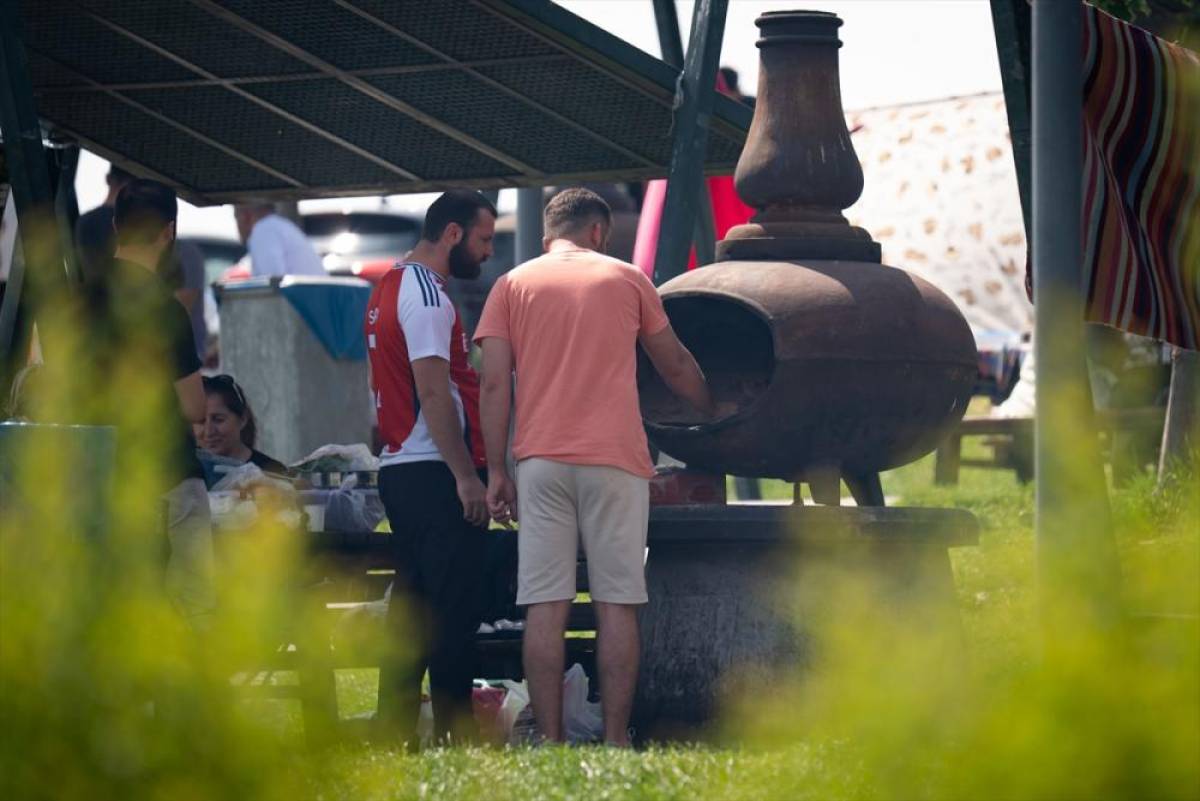 Bayram tatilini Ankara'da geçirenler mesire alanlarını tercih etti