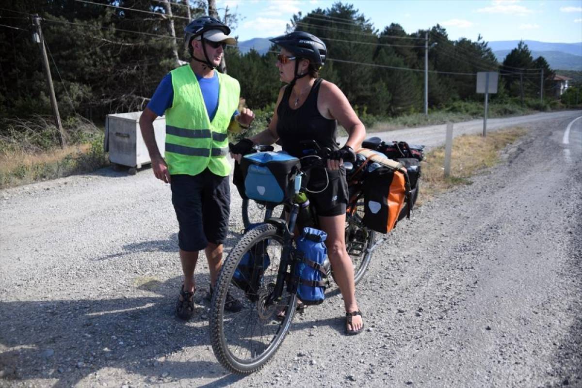 Bisikletle dünya turuna çıkan Yeni Zelandalı çift Türkiye'yi pedallıyor