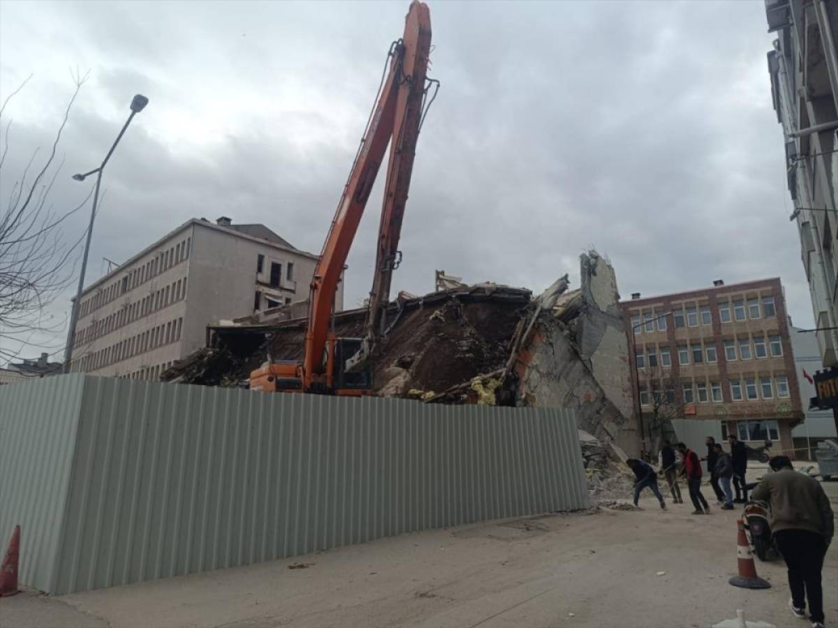 Edirne'de talimata uymayan yıkım firmasına 160 bin lira ceza