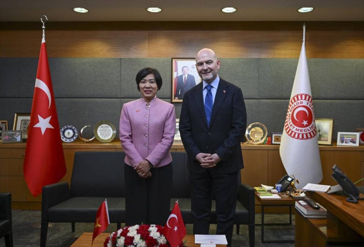 TBMM İ&ccedil;işleri Komisyonu Başkanı Soylu, Vietnam'ın Ankara B&uuml;y&uuml;kel&ccedil;isi Dang ile g&ouml;r&uuml;şt&uuml;