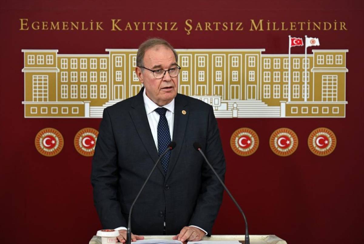 CHP'li &Ouml;ztrak'tan, "Meclis'te paralel Genel Merkez oluşturulduğu" değerlendirmesi: