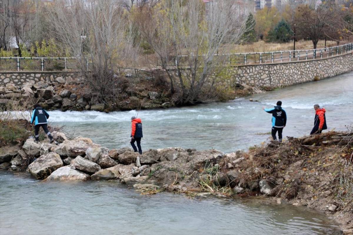 GÜNCELLEME - Malatya'da kaybolan 80 yaşındaki kişinin cesedi bulundu
