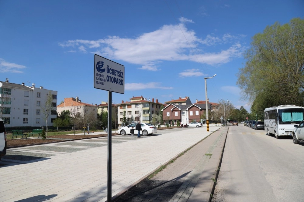 Eskişehir B&uuml;y&uuml;kşehir a&ccedil;ık otopark sayısını artırıyor