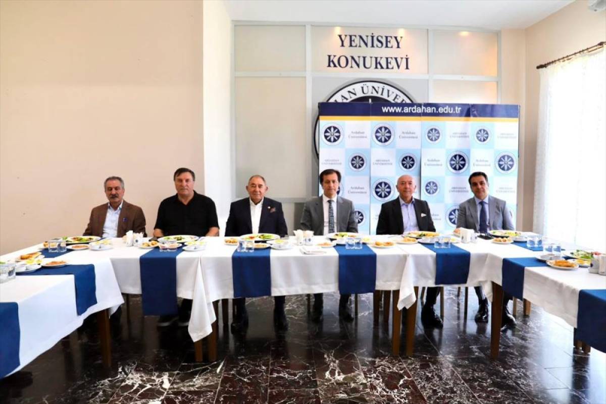 Ardahan &Uuml;niversitesini Kalkındırma Vakfı'nın olağan genel kurulu yapıldı