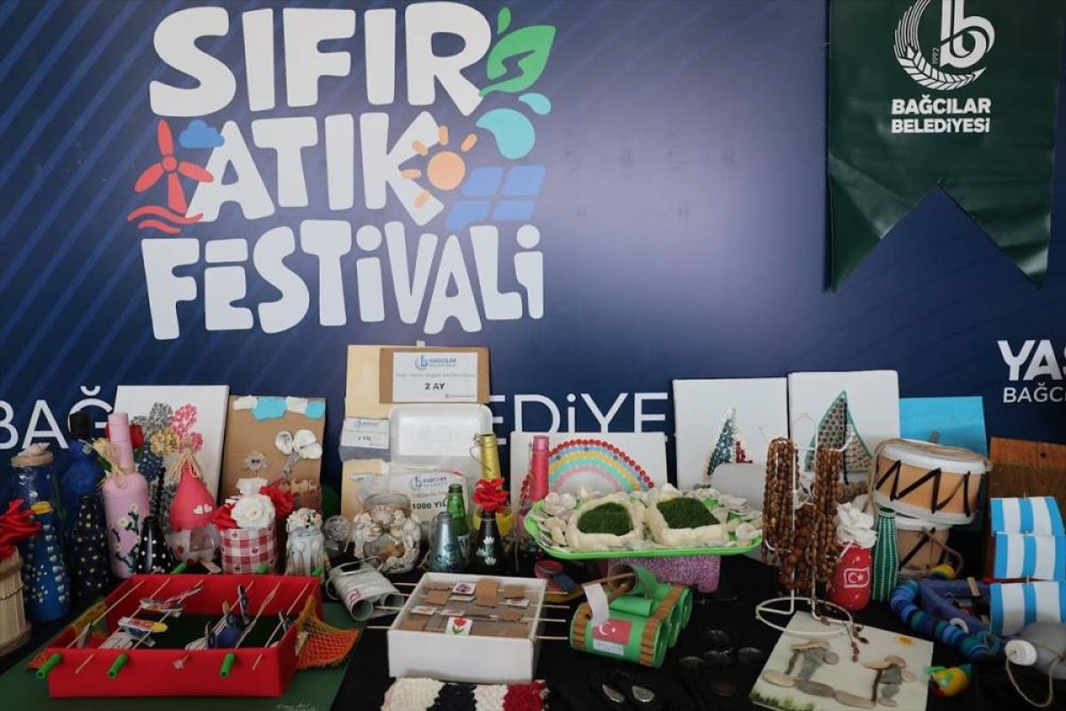 Sıfır Atık Festivali'nde Bağcılar Belediyesinin standı yoğun ilgi g&ouml;rd&uuml;