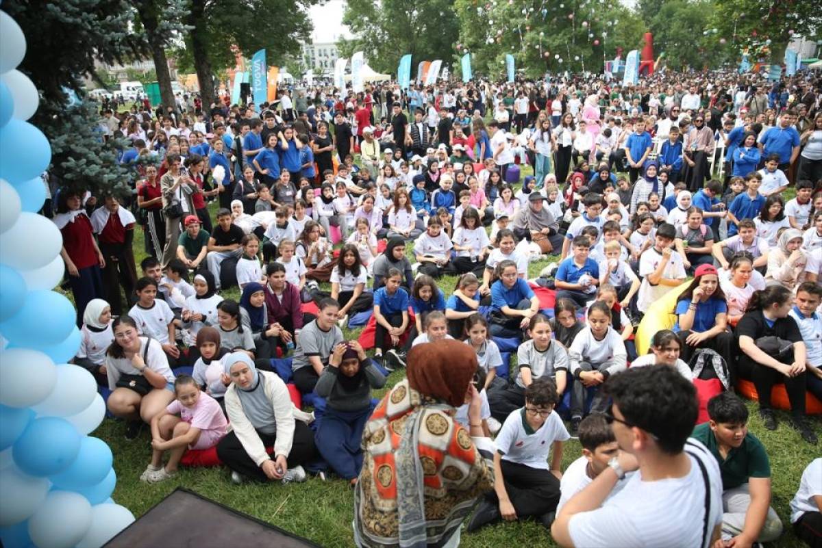 Sakarya'da "T&Uuml;GVA Ortaokul Yaz Okulu" tanıtımı yapıldı