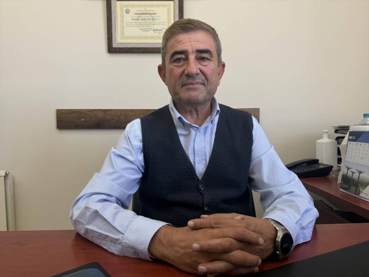 BİR NEFES BİN ZEHİR - Elektronik sigara gen&ccedil;ler arasında "sosyalleşme aracına d&ouml;n&uuml;şmemeli" uyarısı