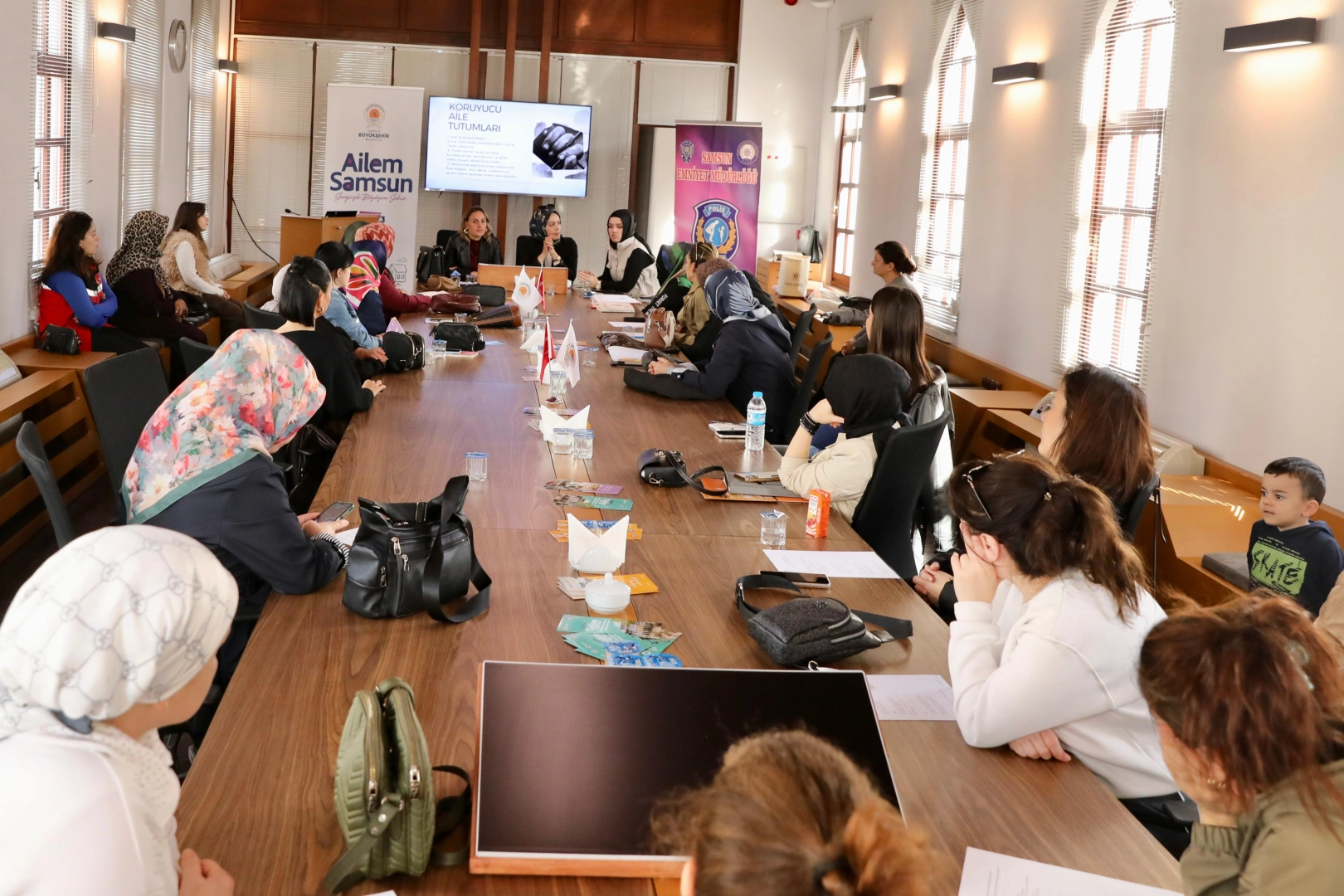 Aile akademisi g&uuml;z d&ouml;nemi eğitim programı tamamlandı