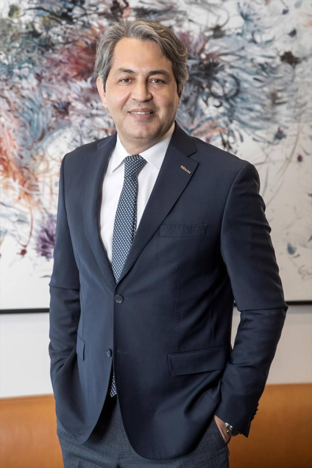 Yapı Kredi Mobil'de "Kart Ekleme" &ouml;zelliği hizmete sunuldu