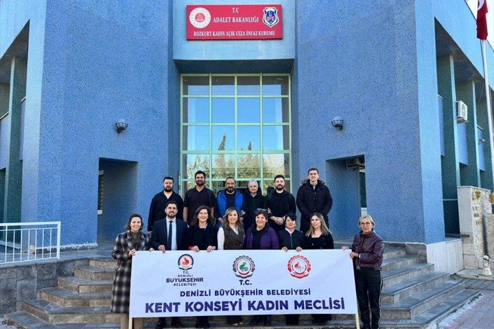 Denizli'de Kent Konseyi Kadın Meclisi&rsquo;nden anlamlı ziyaret
