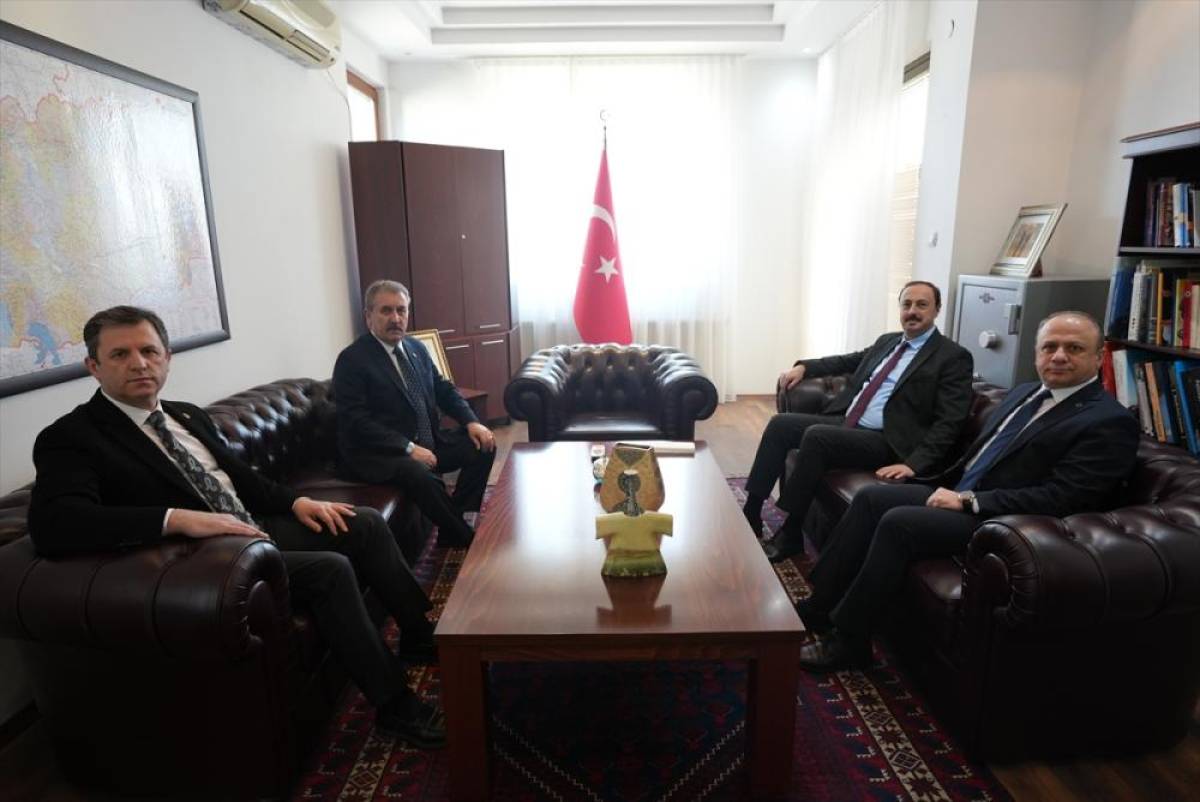 BBP Genel Başkanı Destici, T&uuml;rkiye'nin &Uuml;sk&uuml;p B&uuml;y&uuml;kel&ccedil;isi Ulusoy ile g&ouml;r&uuml;şt&uuml;