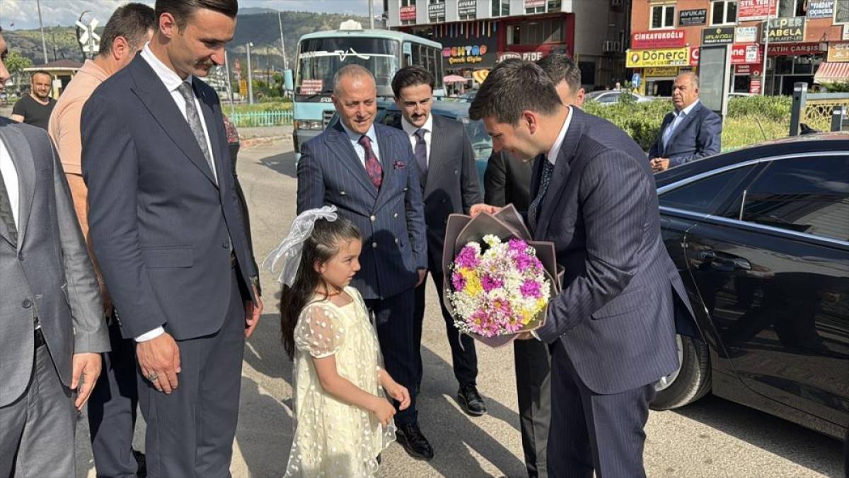 &Uuml;lk&uuml; Ocakları Eğitim ve K&uuml;lt&uuml;r Vakfı Genel Başkanı Yıldırım Karab&uuml;k'te konuştu: