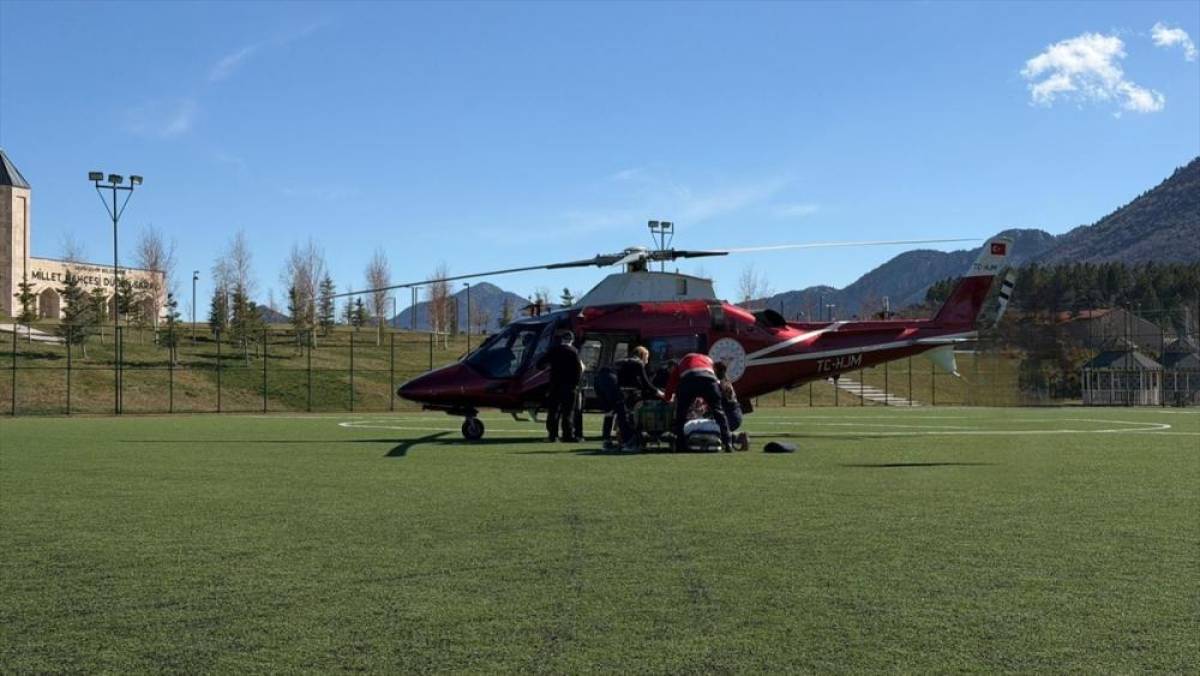 Konya'da hava ambulansı kalp krizi ge&ccedil;iren hasta i&ccedil;in havalandı