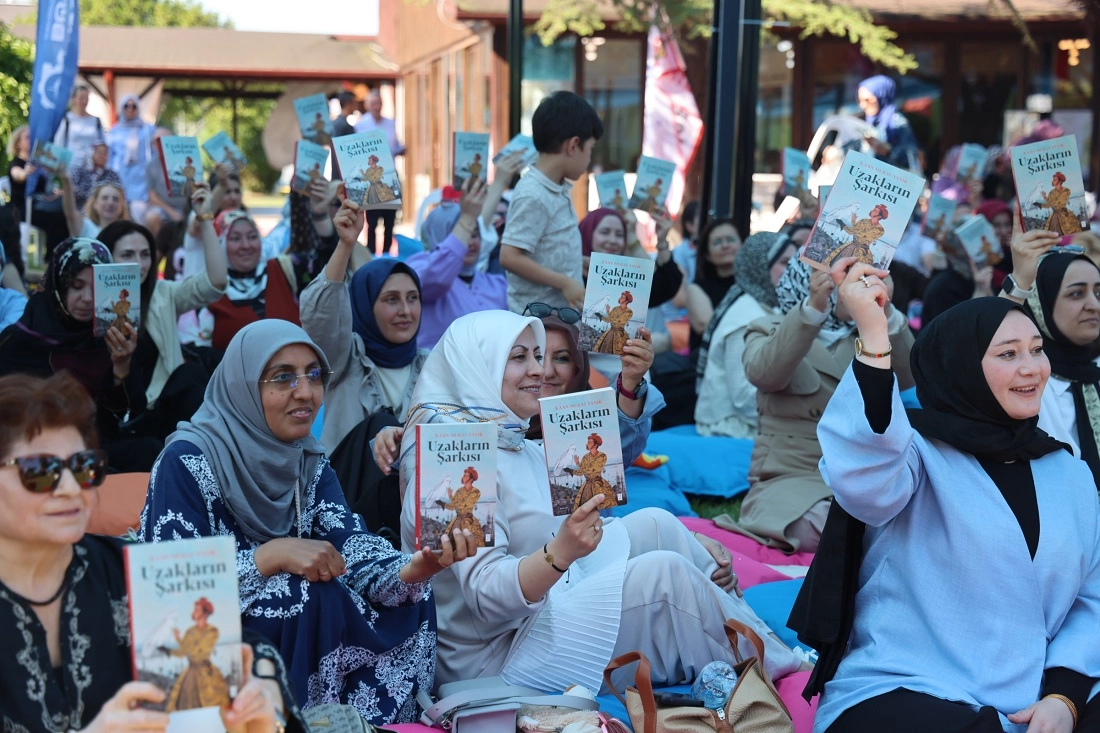 Kocaeli&rsquo;de Okuyan Şehir Kul&uuml;b&uuml; kitapseverleri buluşturdu