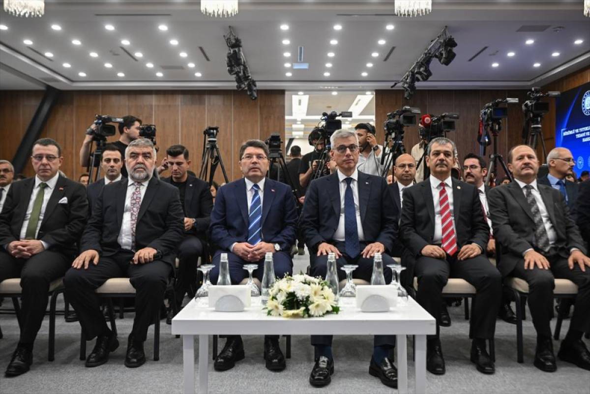 Bakan Memişoğlu, bağımlı hükümlülere yönelik tedavi merkezi protokolünün imza töreninde konuştu: