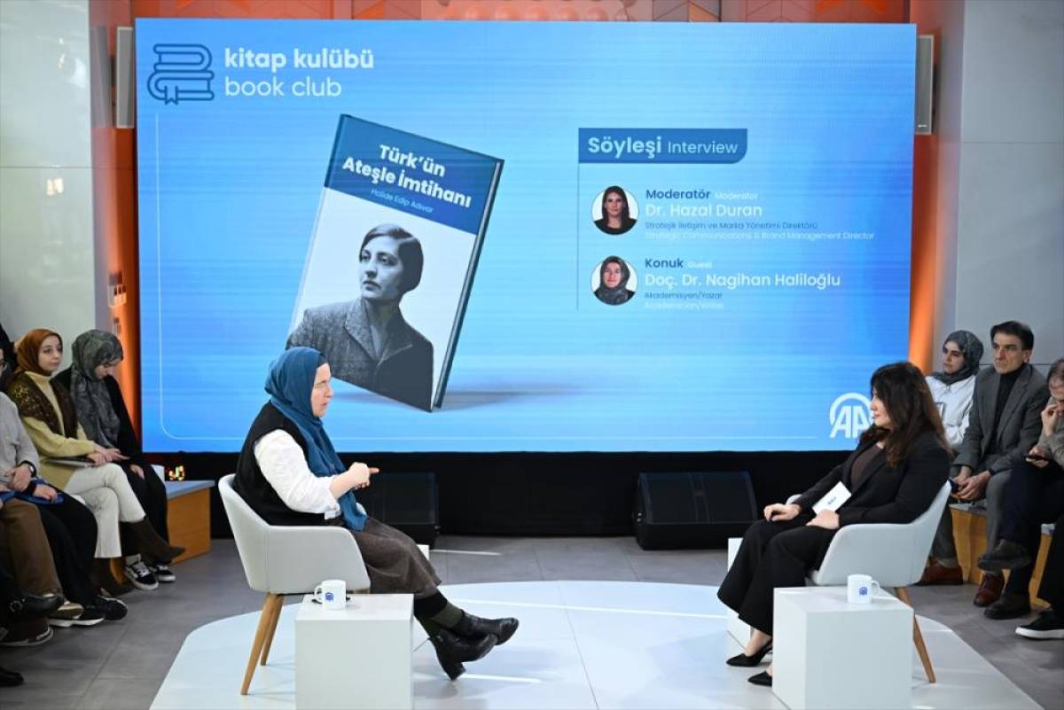 AA Akademinin d&uuml;zenlediği "Kitap Kul&uuml;b&uuml;" toplantıları başladı