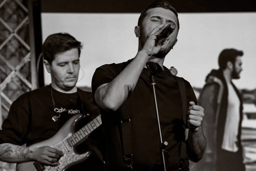 New Jersey&rsquo;de T&uuml;rk şarkıcı g&ouml;zaltına alındı