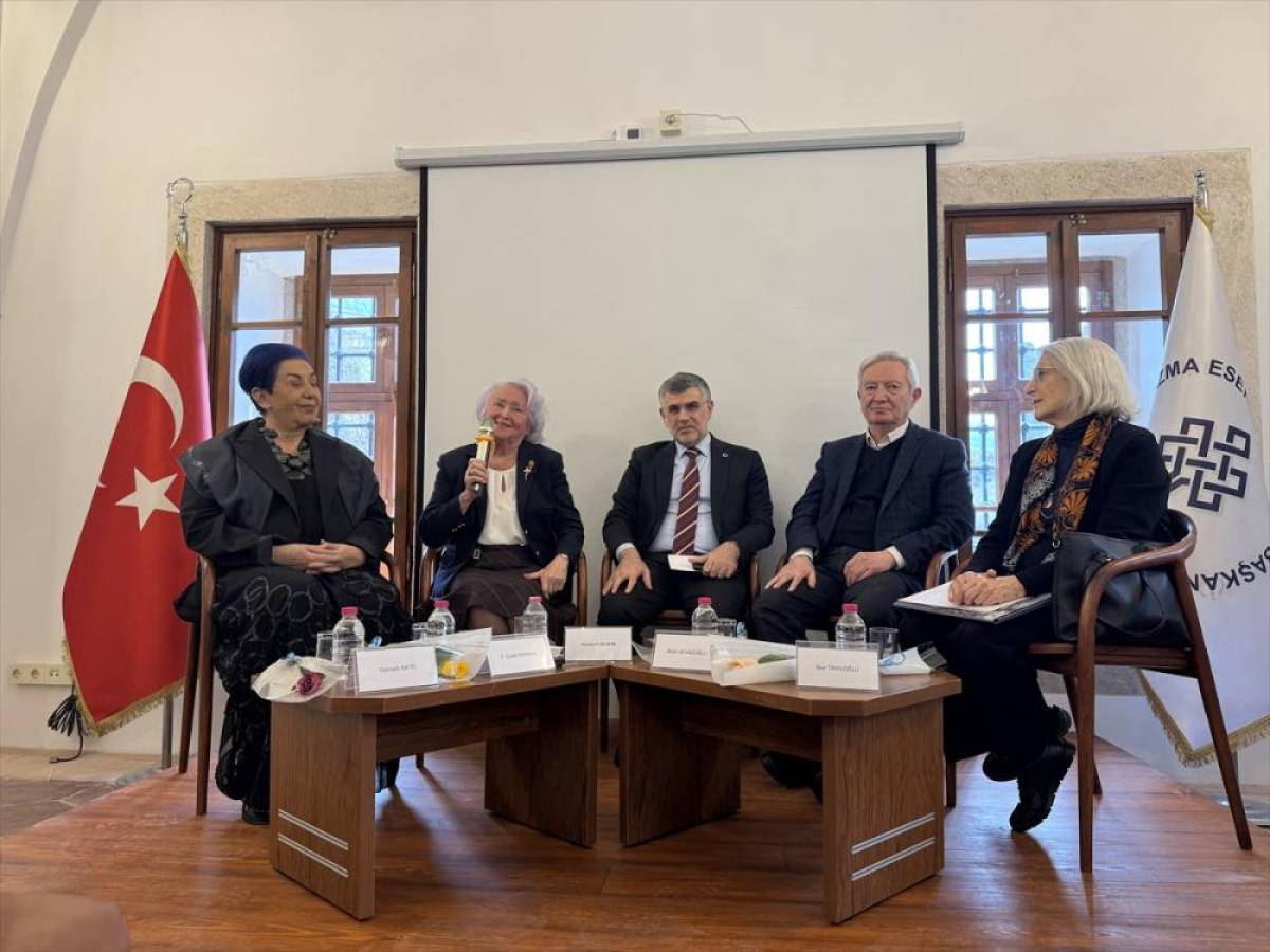 Sanat&ccedil;ı S&uuml;heyl &Uuml;nver, vefatının 40. yılında anıldı