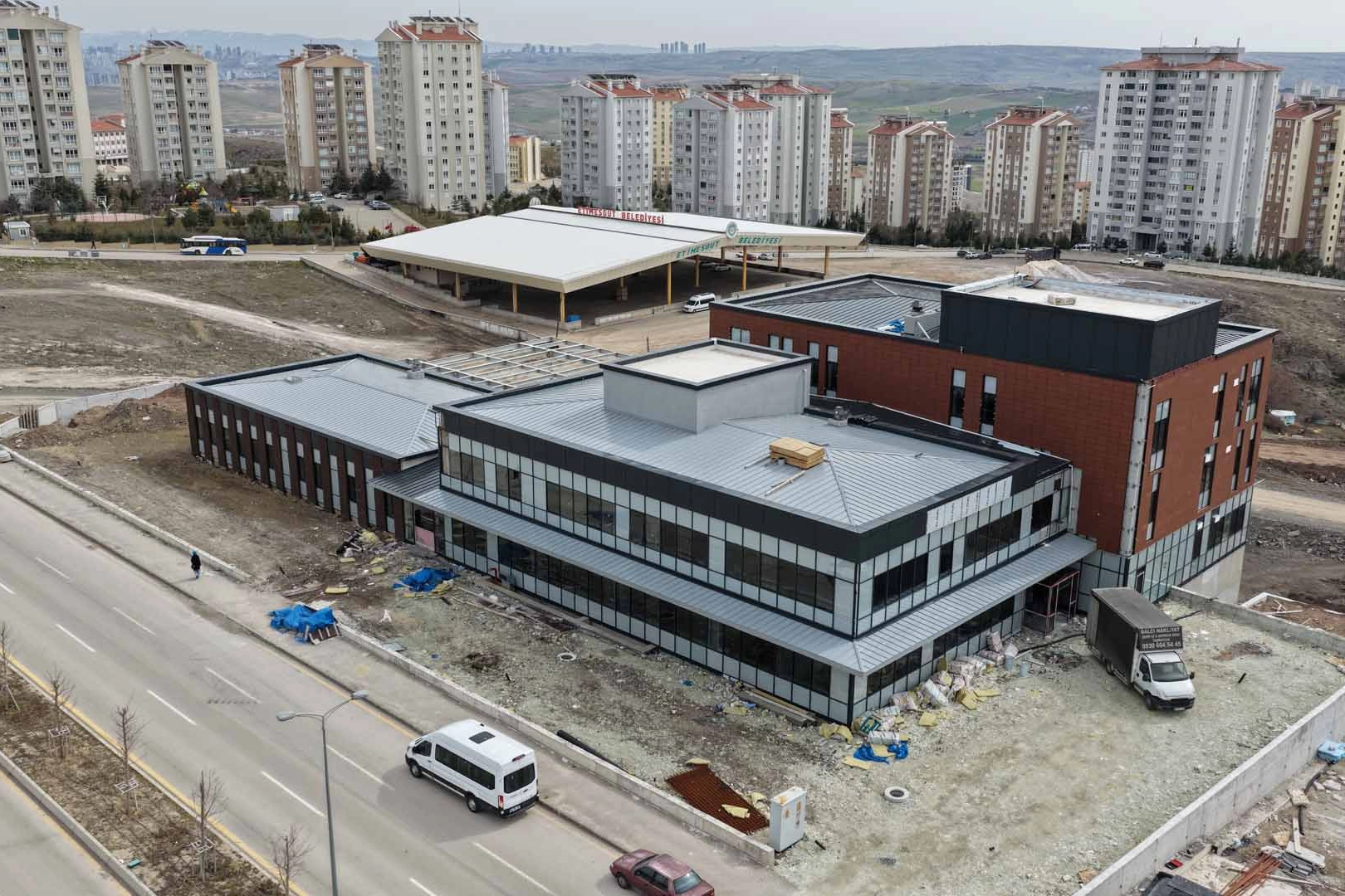 Ankara Etimesgut&rsquo;ta Sosyal Yaşam Merkezi y&uuml;kseliyor