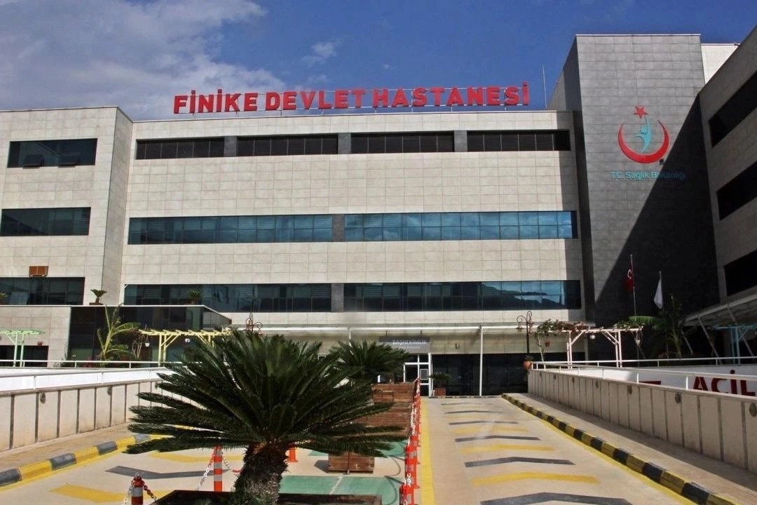 Finike Devlet'te mobing iddiası! Sağlık &ccedil;alışanları hareketliliği g&uuml;ndemde