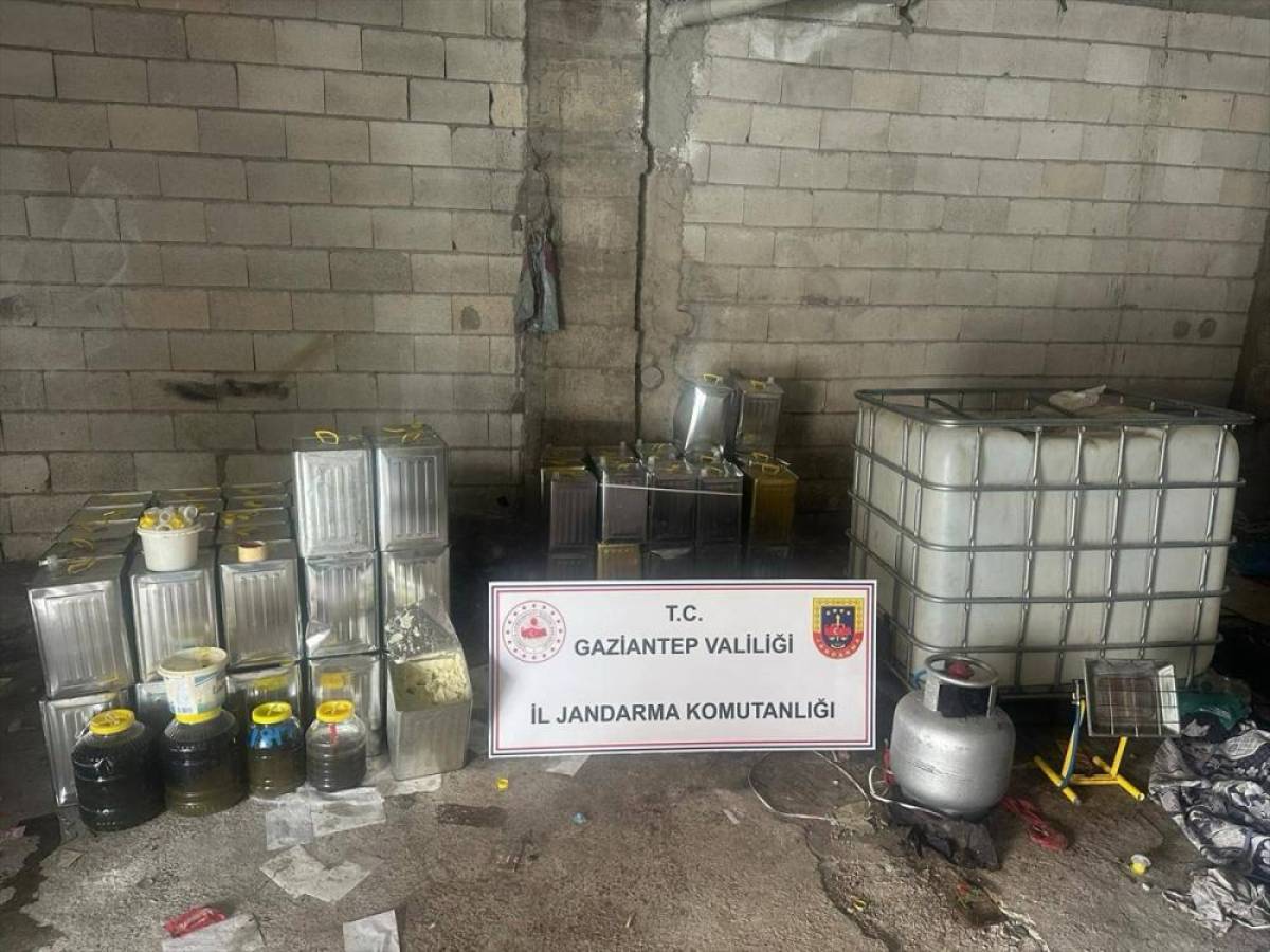 Gaziantep'te 1500 litre sahte zeytinyağı ele ge&ccedil;irildi