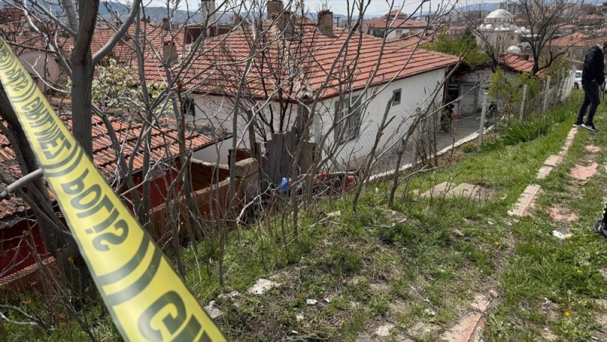 Kırıkkale&rsquo;de devrilen motosikletin s&uuml;r&uuml;c&uuml;s&uuml; &ouml;ld&uuml;