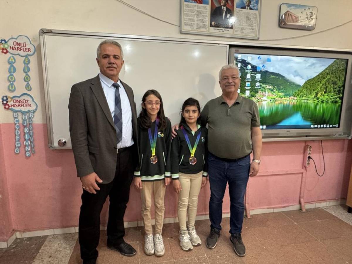 Dijital bağımlılıktan uzak &ouml;ğrenciler matematik olimpiyatlarındaki başarılarını per&ccedil;inlemek istiyor