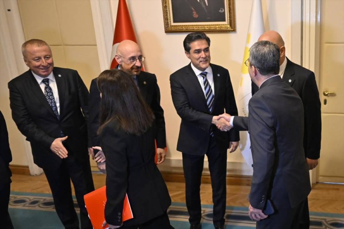 CHP'den DEM Parti, İYİ Parti ve Yeni Yol Partisi TBMM gruplarına ziyaret